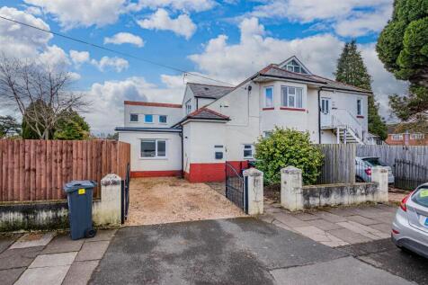 Llantrisant Road 42 Lower (1 of 12).jpg