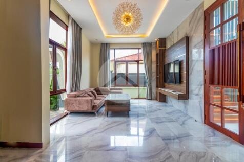 4 Bedroom Western Villa For Sale - Sala Kamreuk, Siem Reap