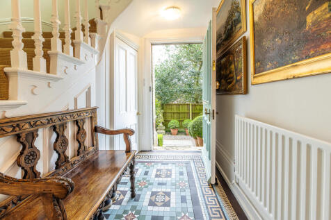 2 Gladstone House...