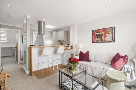 Kitchen/Reception