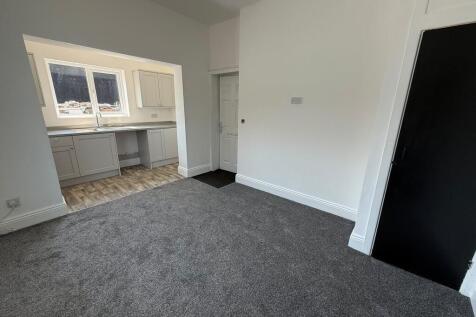Liverpool Road, Eccles, Salford photo 5