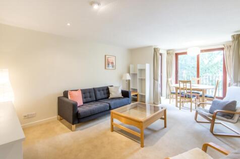 LivingRoom4