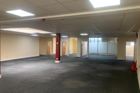 Office to rent Image 3