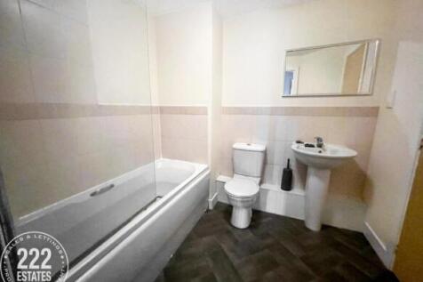 Regency Square, Warrington photo 4