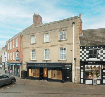 Retail Property (high street) to rent Image 5