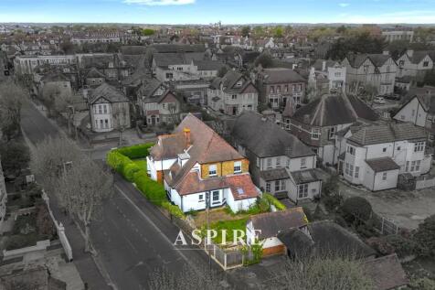 ASPIRE36.jpg