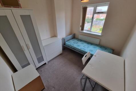 25 Maple Road, Leamington Spa photo 5