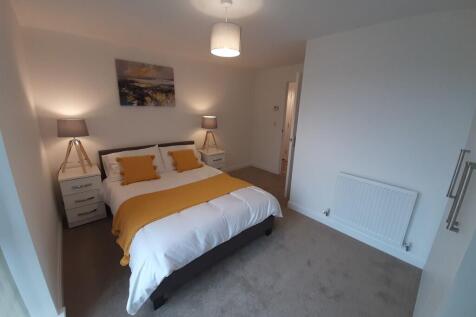 1-bed flat on B5 Central, Birmingham, £1,025/mo
