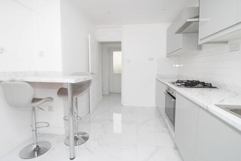 Rosewood Avenue, Rugby photo 4