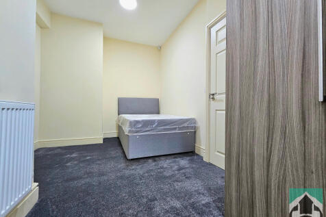 26, Dawlish Road, Birmingham photo 5