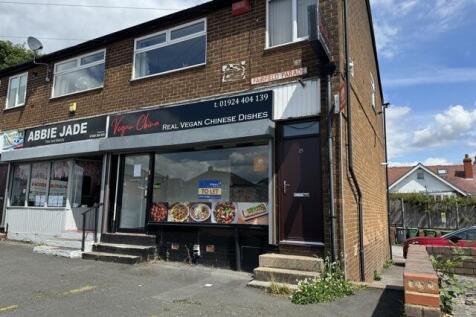 Retail Property (high street) to rent Image 7