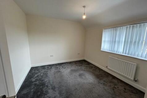 Tiler Close, Ledsham Garden Village photo 4