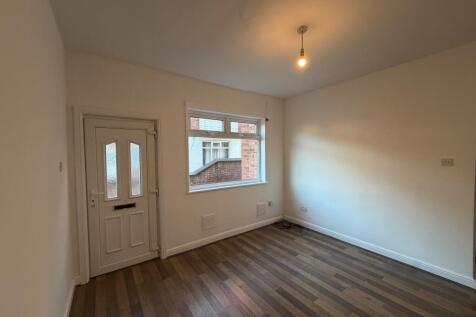 Carr House Road, Doncaster, DN4 photo 3