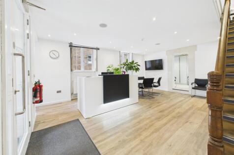 Somerset House, Taunton TA1 1SF | Hollis Morgan Li