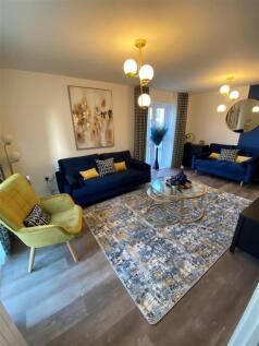 Living Area 2.jpg