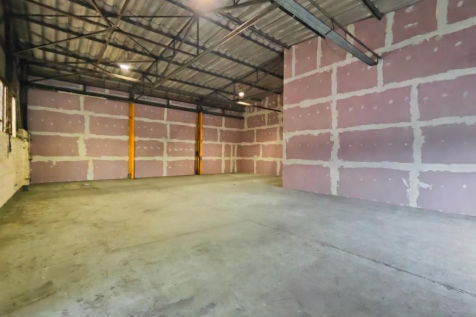 Light Industrial to rent Image 3
