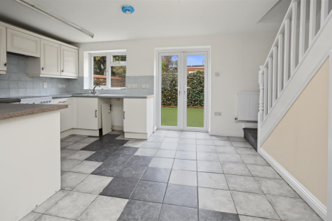 NN16, Mill Road Passage, Kettering photo 5