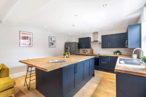 Winfield Terrace, Leeds photo 4