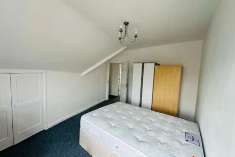 WhatsApp Image 2025-08-19 at 10.08.37_304f19ef