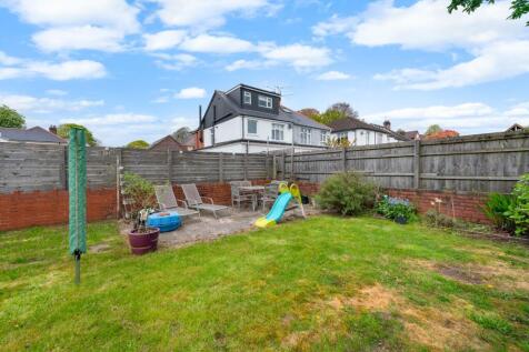 Insole Grove East, Llandaff, Cardiff photo 4