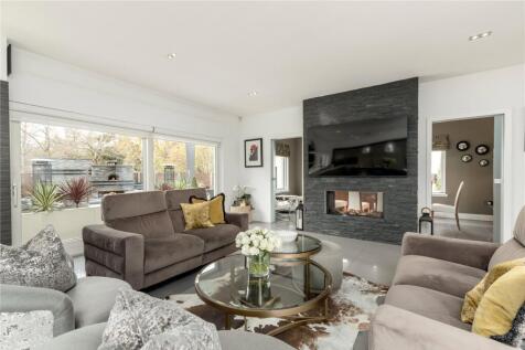 5 bed, 5 bath Detached in Edinburgh - Photo 6