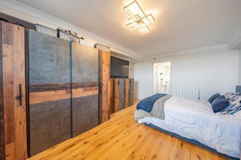 1358963-11-68d58d...