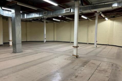 Retail Property (high street) to rent Image 4