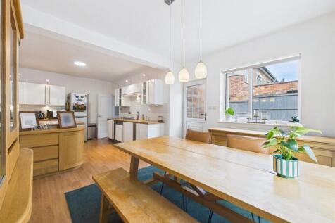 Extended Open Plan Dining Kitchen