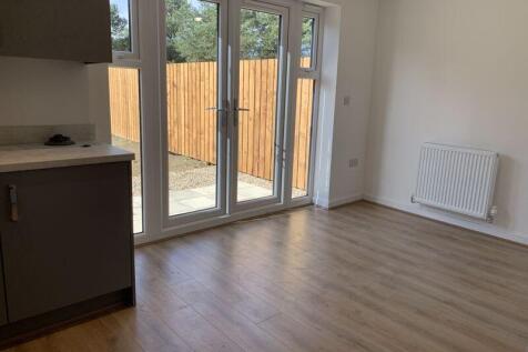 Turnberry Avenue, Blyth photo 4