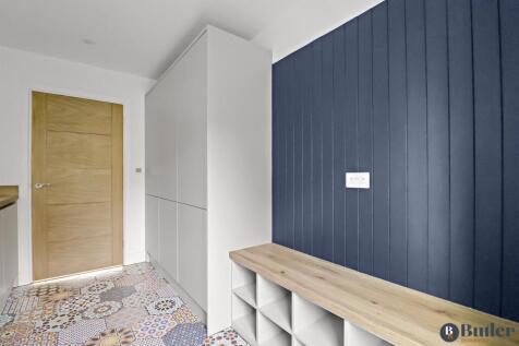 Utility and boot room