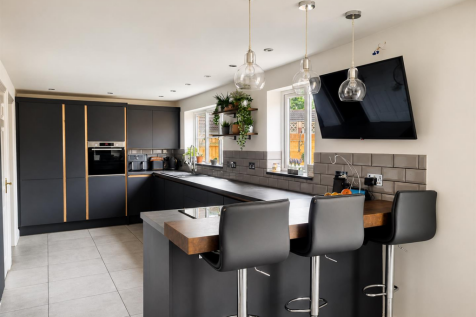 kitchen 2.png
