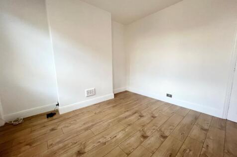 Duke Street, Arnold, NG5 photo 3