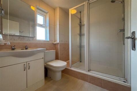 Travers Way, Basildon photo 5