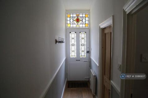 Godwin Road, London, E7 photo 4
