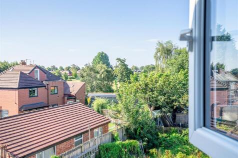 Flat 4, 87 Cromer Street view.jpg