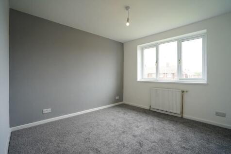 Dame Flora Robson Avenue (E), South Shields photo 4