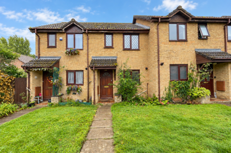2-bed terraced on Stirling Crescent, Hedge End, Southampton, SO30 2SA, £1,250/mo