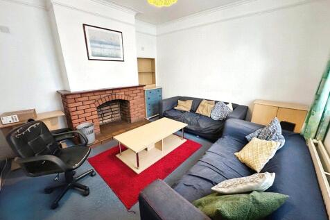 4 Bedroom Terraced in SO14 6RS