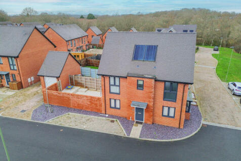 Elevated view of Property 