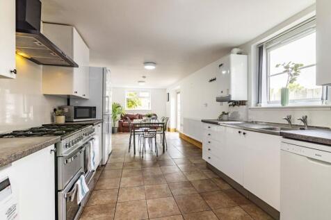 Seely Road, Nottingham, NG7 photo 4