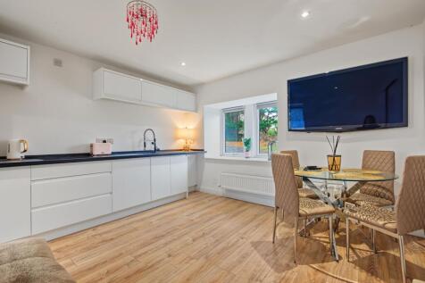 Kitchen/Lounge