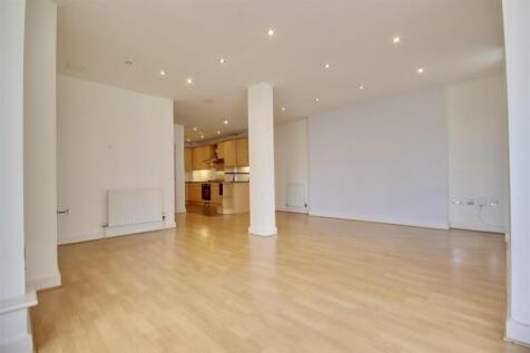 Arethusa House, Gunwharf Quays, Portsmouth photo 3