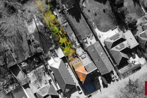 Crowthorne, RG45 - property photo