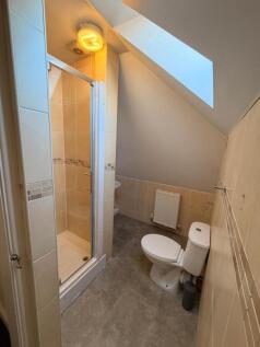 Room 4 - Diana Street photo 4