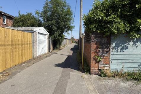 Shared Access to Garage