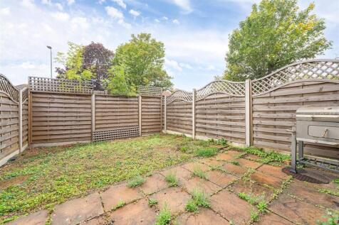 Beeches Close-10.JPG