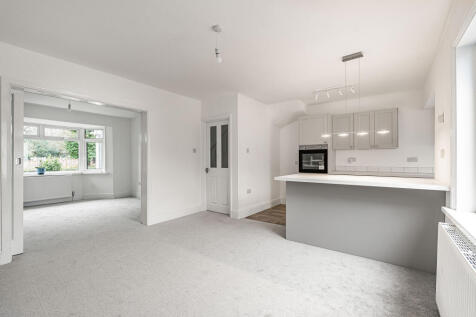 32 Kitchen Dining Room