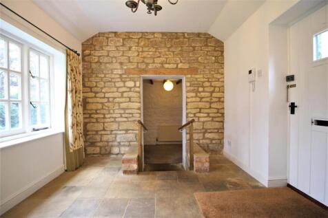 STOKE ROAD, BLISWORTH - NN7 photo 5
