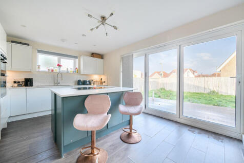 1389029-4-693ac09...