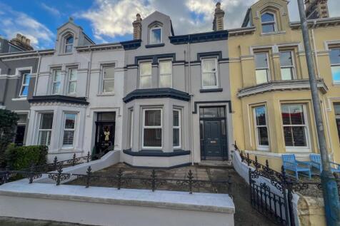 8 Westminster Trc-01.jpg